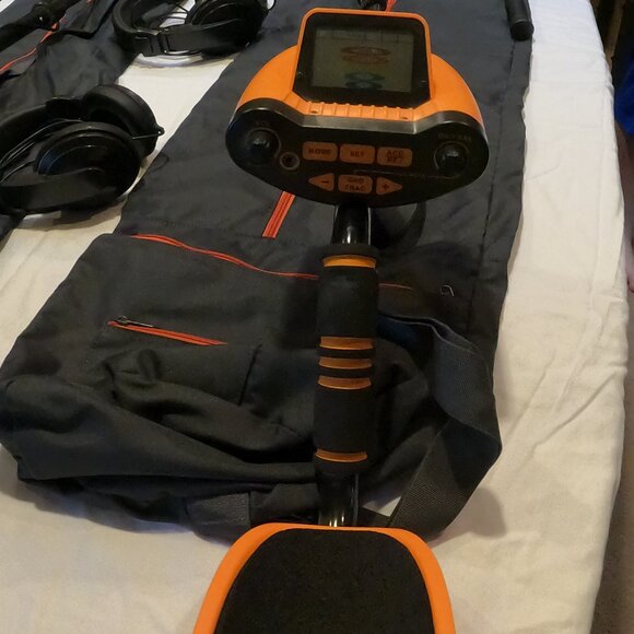 SUNPOW Metal Detectors - Picture 5 of 7